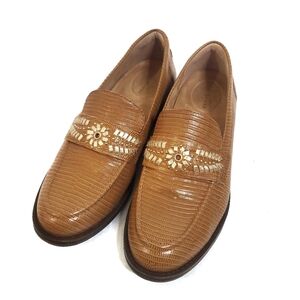 Brioso Womens Embossed Leather Slip On Loafers Size 7.5 M Retro 90s Cottagecore